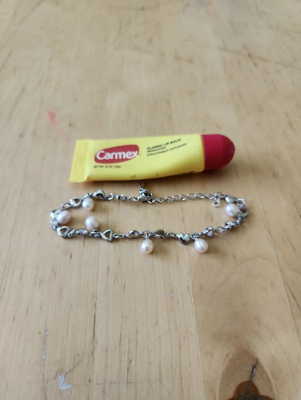 Silver Tone Heart Chain Bracelet with Faux Pearls - Picture 6 of 6